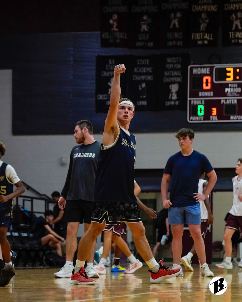 HERITAGE HALL BASKETBALL SCRIMMAGE